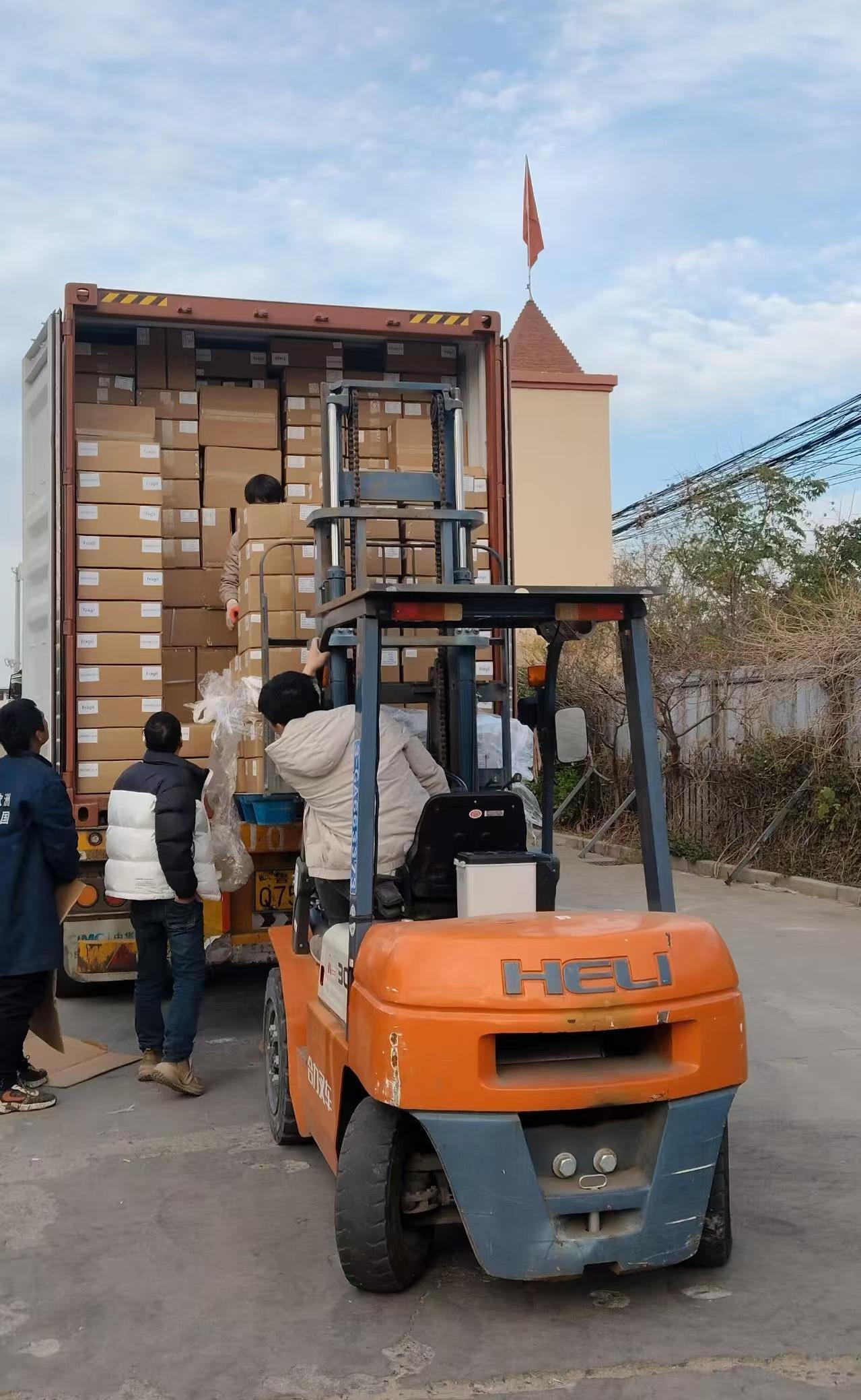 E-2400K DC rooftop air conditioner for trucks